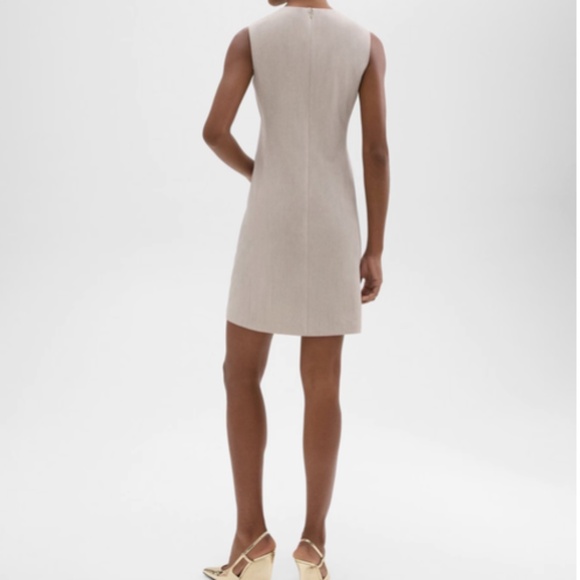 NWT Theory Sleeveless Fitted Dress in Good Wool in Sand Melange - Size 10 - Picture 3 of 9